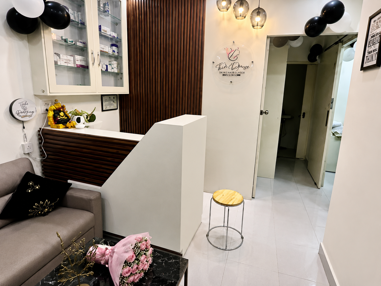 Dr Dang's Clinic reception and waiting area
